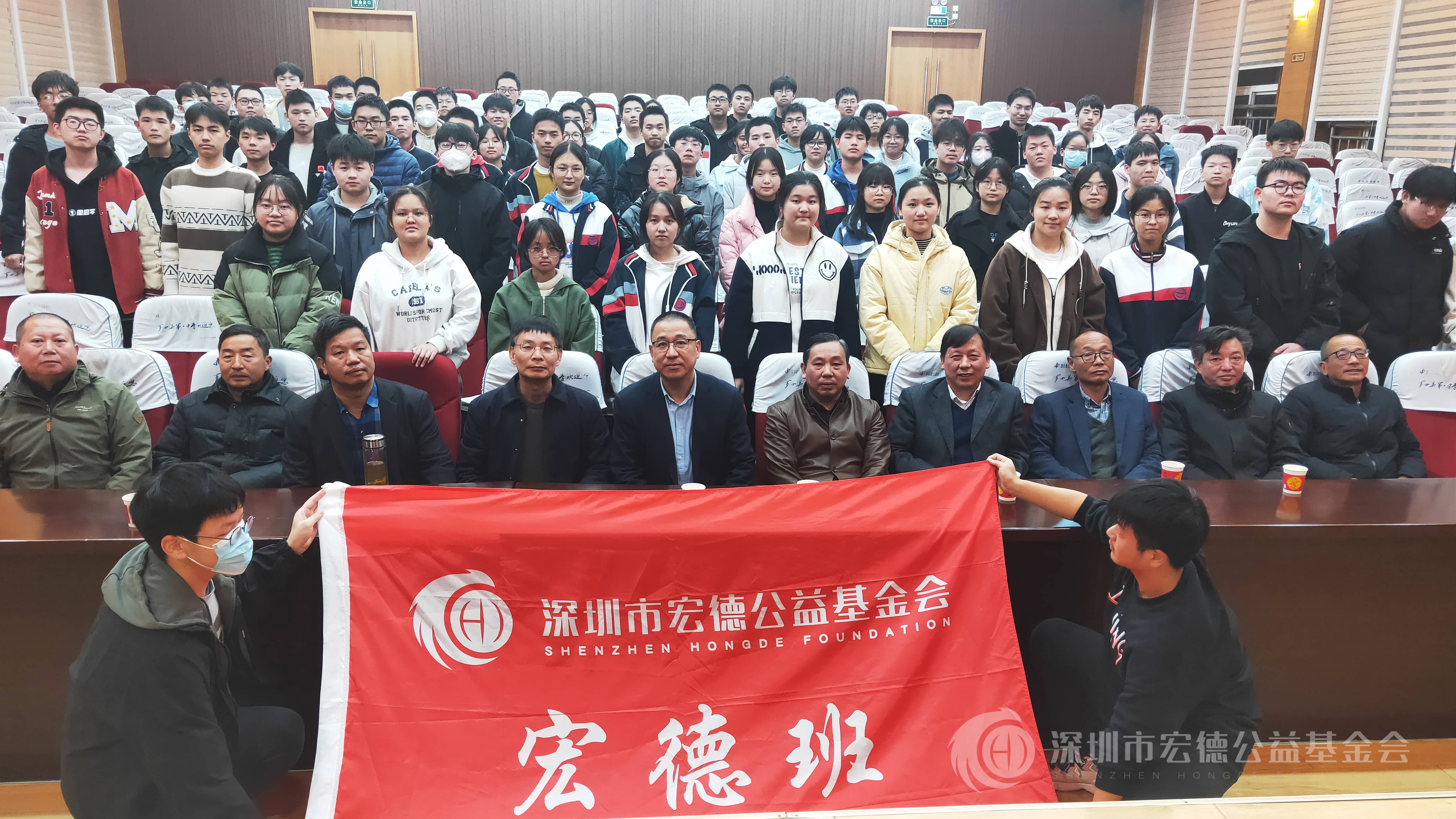 宏德课堂 | 黄著文分享青春反响热烈！