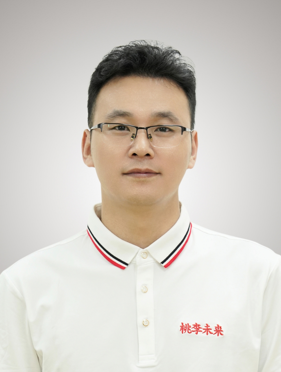 理事长：方锦峰